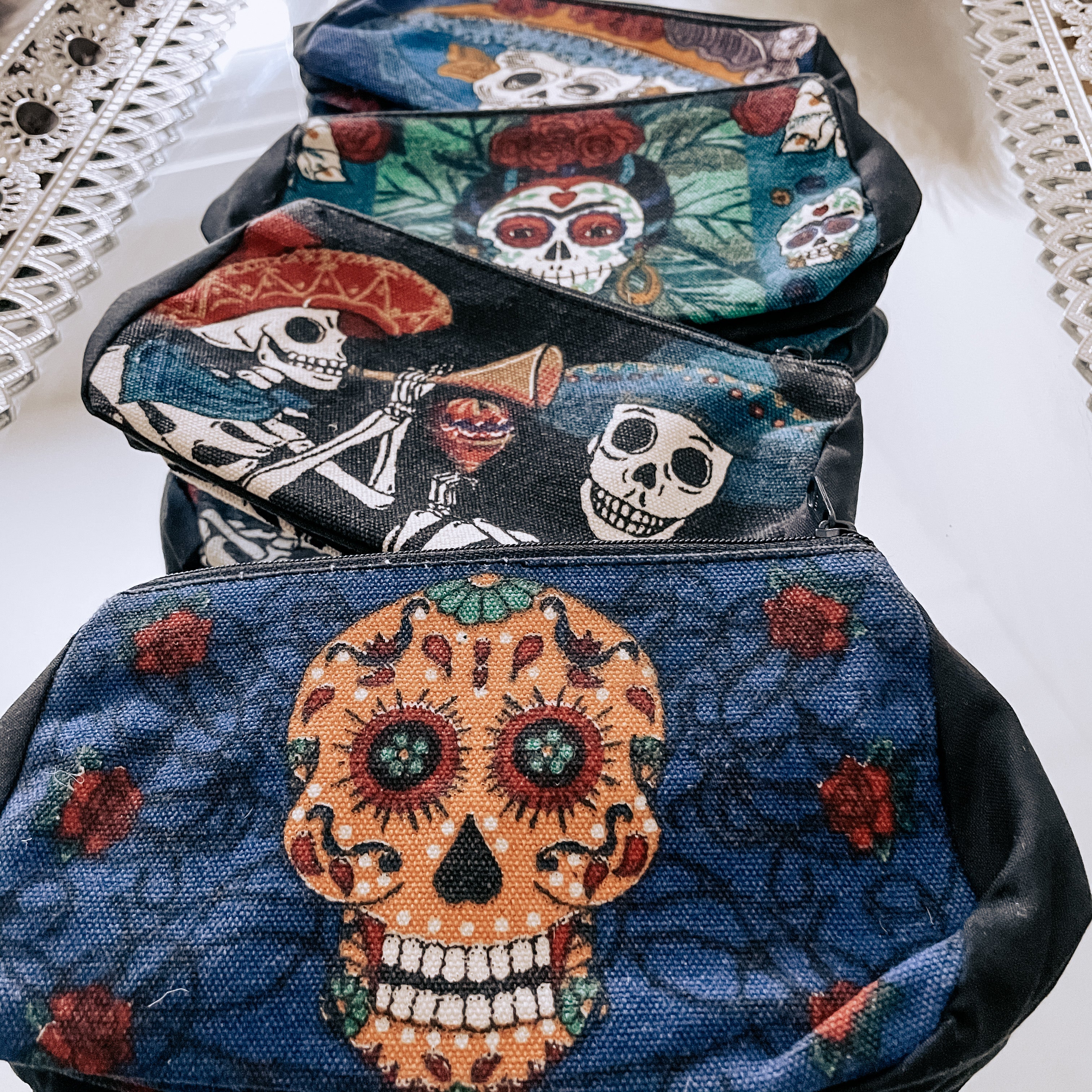 CoCopeaunt New Fashion Women's HandBag Skull Ring Shoulder Bag